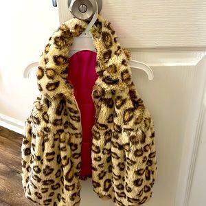 Childrens vest,perfect for spring,au